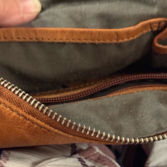 Vilenca Holland Vintage Crossbody Purse
Front Woven Cognac Leather - Picture 9 of 9